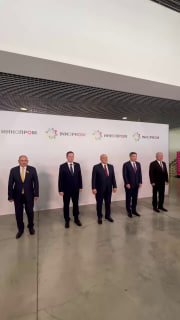 Никол Пашинян на выставке «Иннопром-2026» в Екатеринбурге: осмотр павильонов