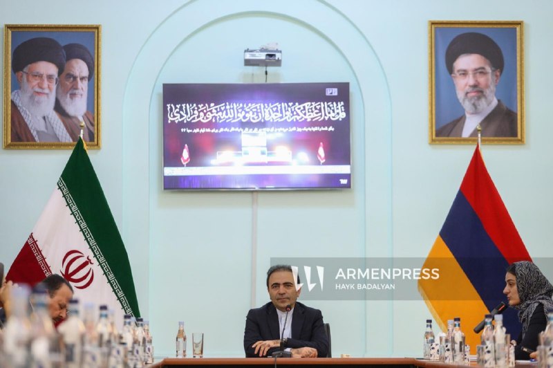 Посол Ирана: присутствие Пашиняна на прощании с Хаменеи — свидетельство прочных связей с Арменией