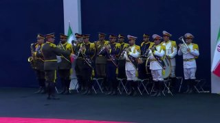 Пашинян опубликовал видео с церемонии прощания с Хаменеи в Тегеране