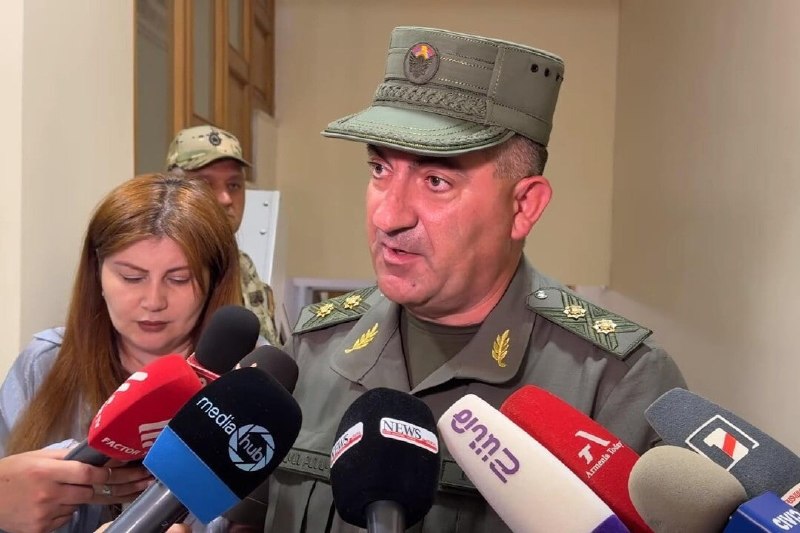 Начальник Генштаба Армении опроверг несовместимость нового оружия с вооружением ВС в Масисе
