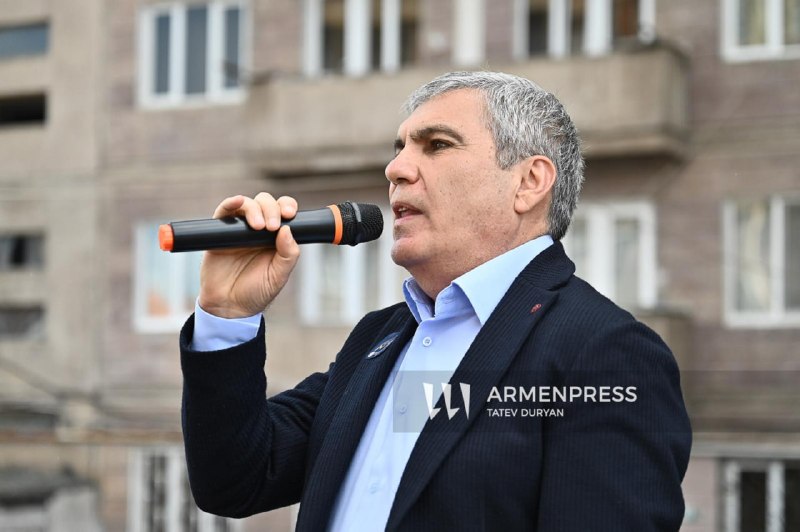 Партия «Республика» требует приостановить участие блока «Сильная Армения» в выборах в Арарате