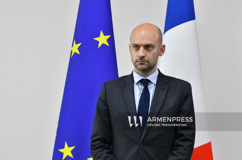 Глава МИД Франции: санкции против Ирана не отменят из-за ядерной программы